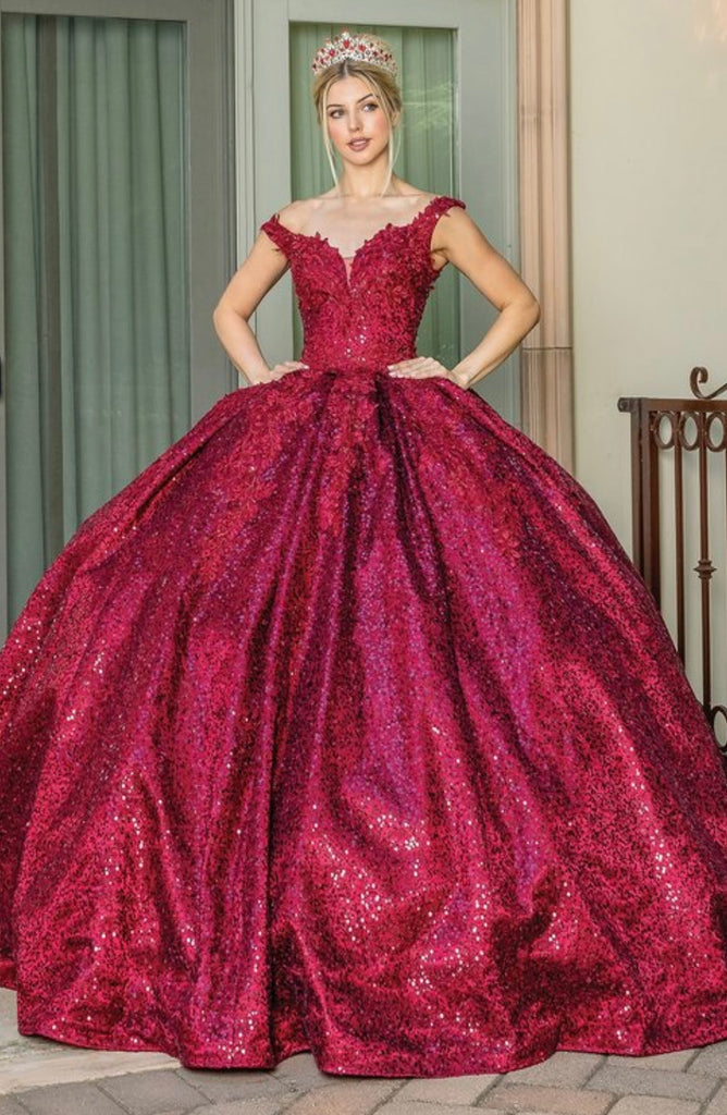 Quinceanera, quinceañera, sweet 16, engagement ball gown dresses