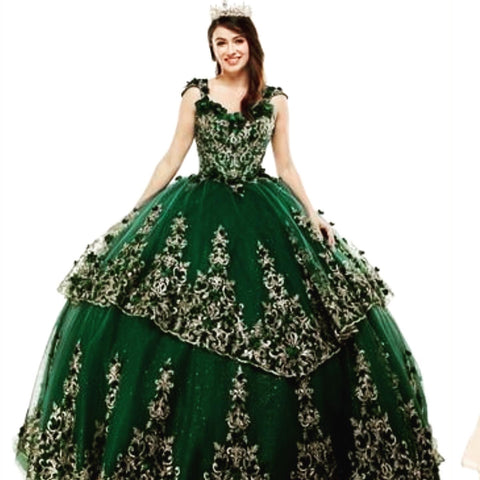 Quinceanera, quinceañera, sweet 16, engagement ball gown dresses