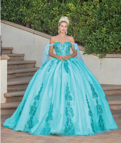 Quinceanera, quinceañera, sweet 16, engagement ball gown dresses
