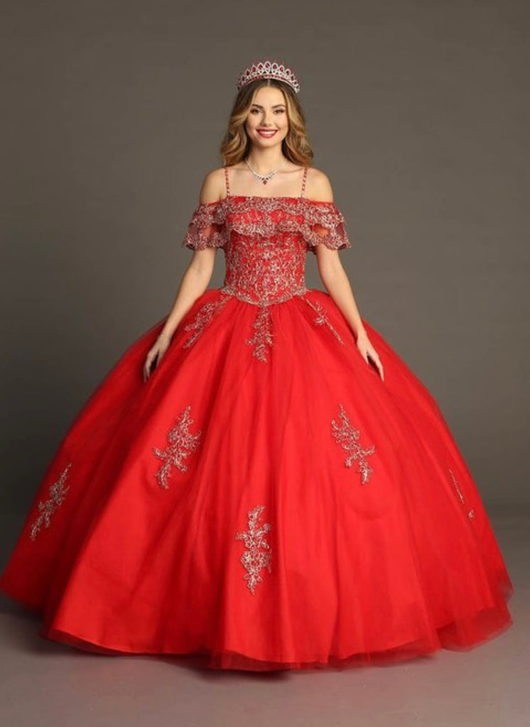 Quinceanera, quinceañera, sweet 16, engagement ball gown dresses