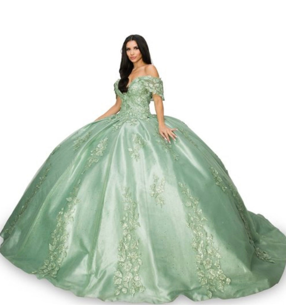 Quinceanera, quinceañera, sweet 16, engagement ball gown dresses