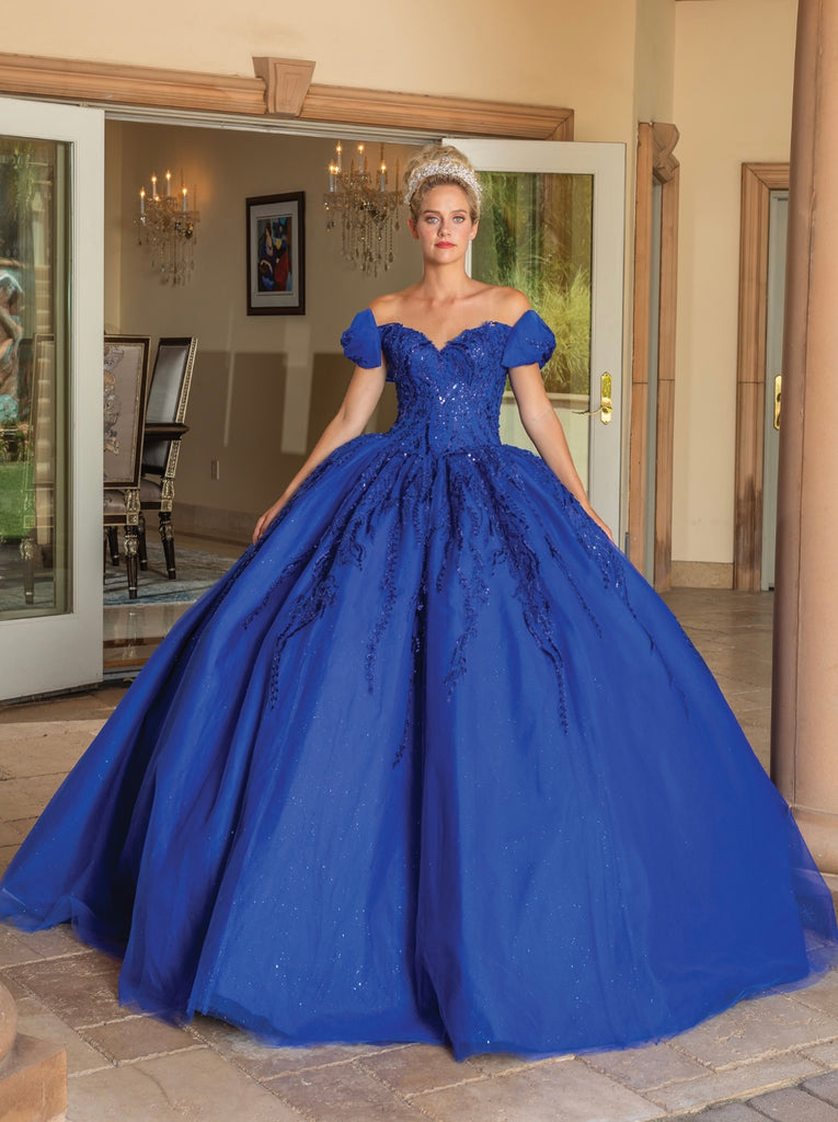 Quinceanera, quinceañera, sweet 16, engagement ball gown dresses