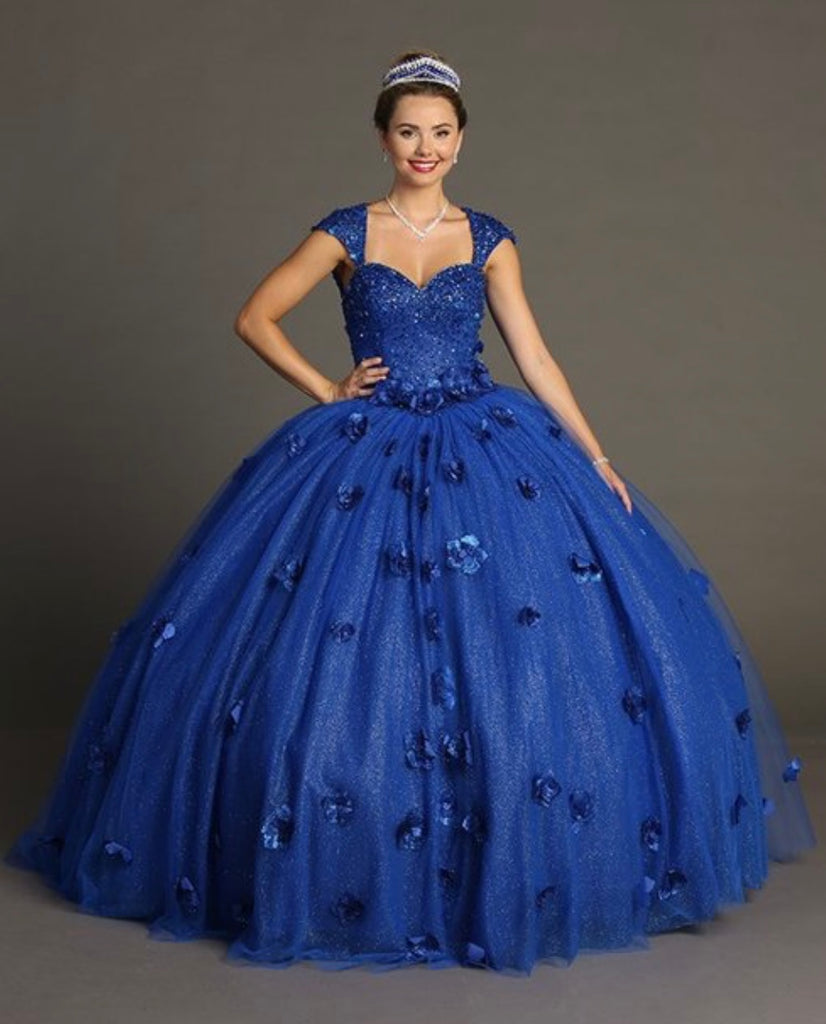 Quinceanera, quinceañera, sweet 16, engagement ball gown dresses