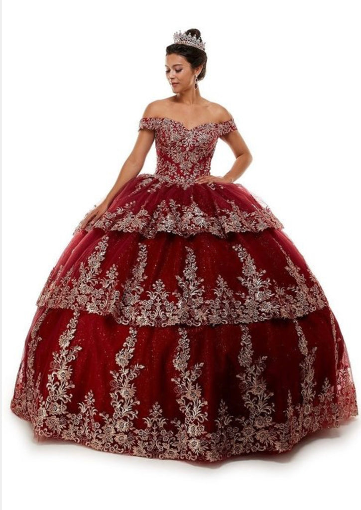 Quinceanera, quinceañera, sweet 16, engagement ball gown dresses