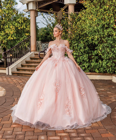 Quinceanera, quinceañera, sweet 16, engagement ball gown dresses