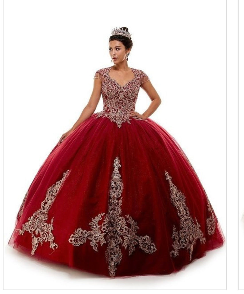 Quinceanera, quinceañera, sweet 16, engagement ball gown dresses