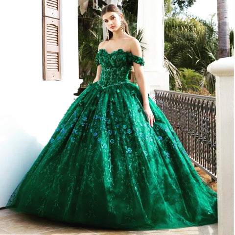 Quinceanera, quinceañera, sweet 16, engagement ball gown dresses