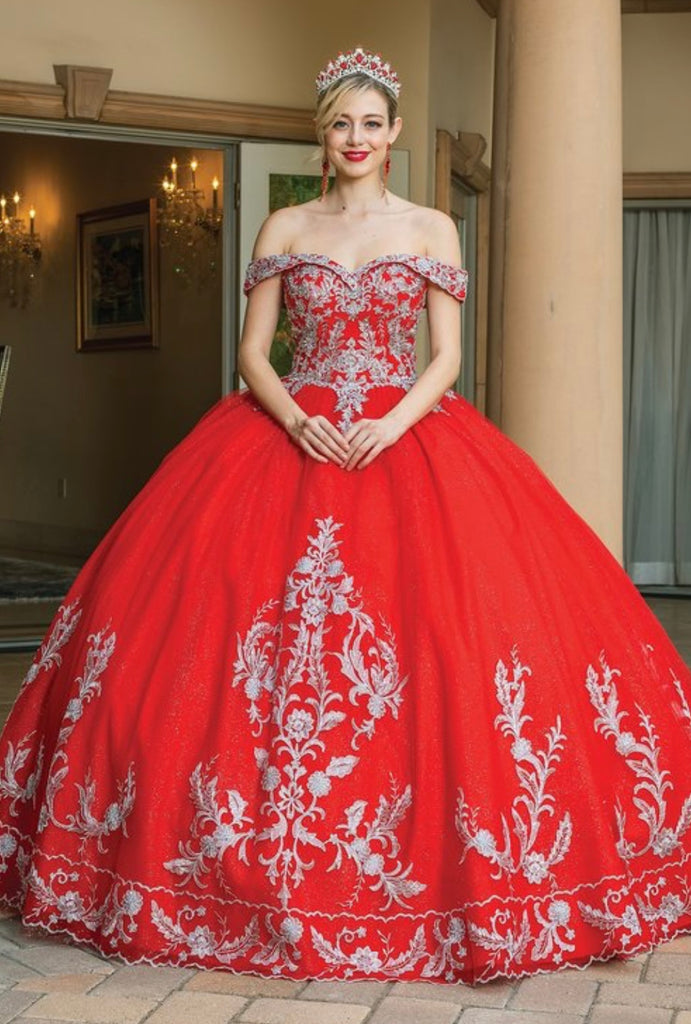Quinceanera, quinceañera, sweet 16, engagement ball gown dresses