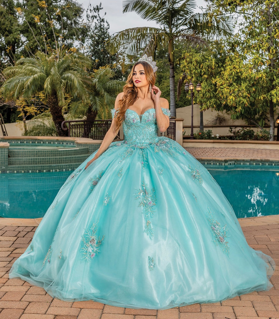 Quinceanera, quinceañera, sweet 16, engagement ball gown dresses