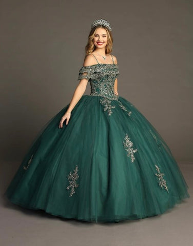 Quinceanera, quinceañera, sweet 16, engagement ball gown dresses