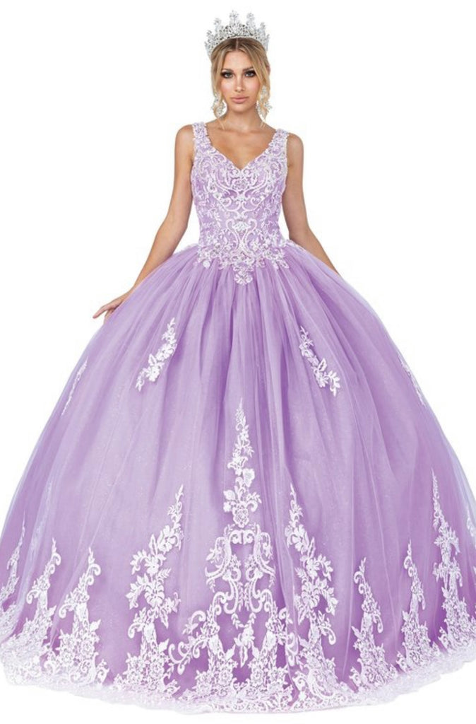 Quinceanera, quinceañera, sweet 16, engagement ball gown dresses