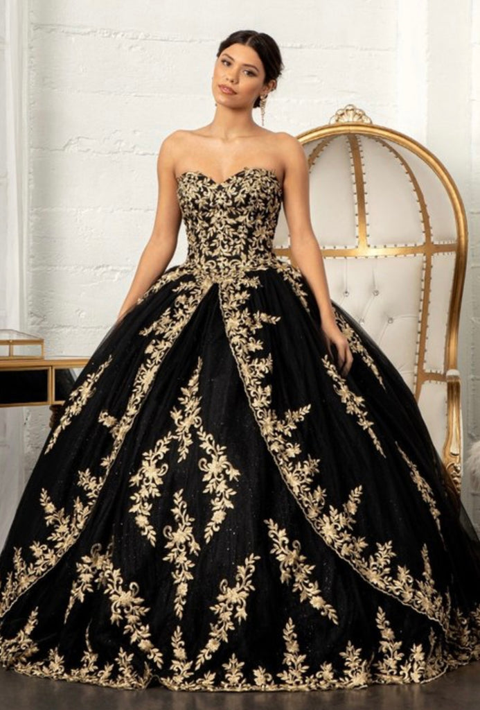 Quinceanera, quinceañera, sweet 16, engagement ball gown dresses