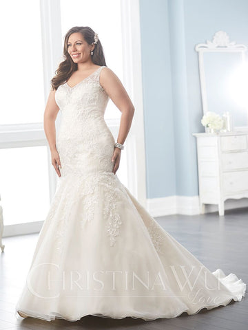 Beaded Lace Plus size wedding dress  mermaid trumpet