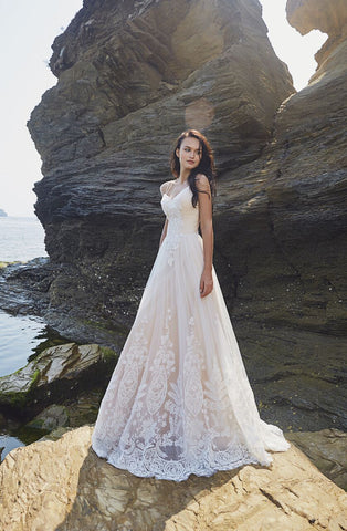 Chic Bohemian look beach lace chiffon satin A-line Wedding dress