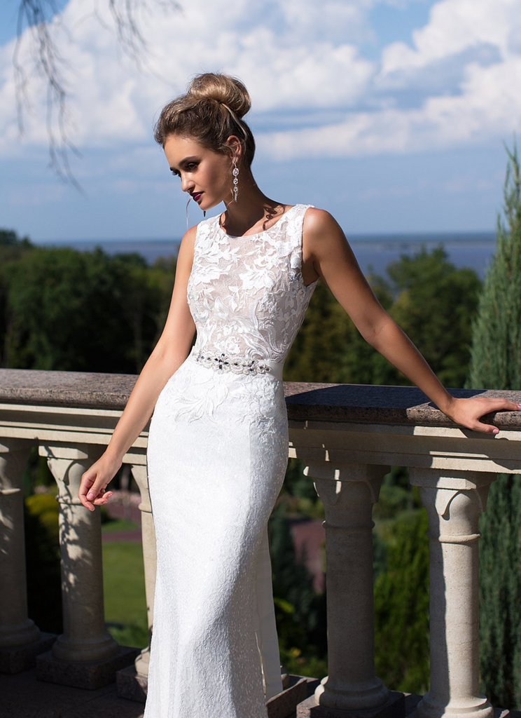 Wedding Gown designer Ida Torez ball gown a-line