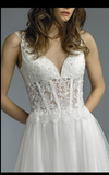 Wedding dress lace Designer