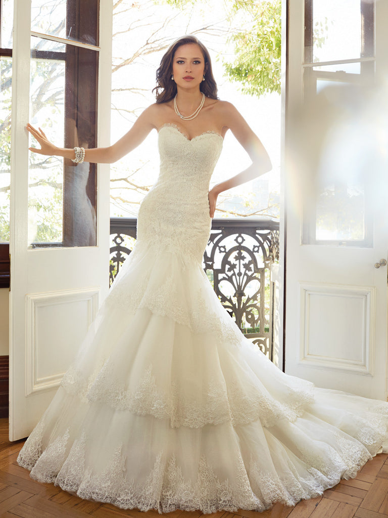 Sophia Tolli strapless scalloped sweetheart neckline Wedding Dress tulle, lace mermaid trumpet gown