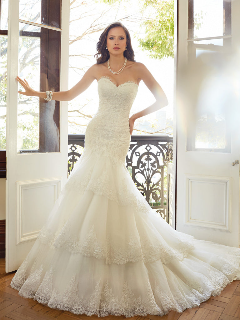 Sophia Tolli strapless scalloped sweetheart neckline Wedding Dress tulle, lace mermaid trumpet gown Sophia Tolli strapless scalloped sweetheart neckline Wedding Dress tulle, lace mermaid trumpet gown