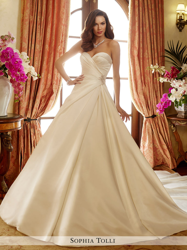 Sophia Tolli Strapless Majestic Satin Full A-Line With Sweetheart Neck Bela Bridal Sophia Tolli Strapless Majestic Satin Full A-Line With Sweetheart Neck Bela Bridal