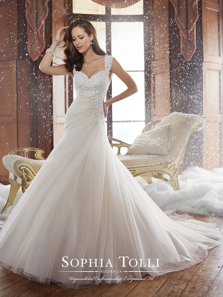 Sophia Tolli Wedding Dress tulle lace A-line Sophia Tolli Wedding Dress tulle lace A-line