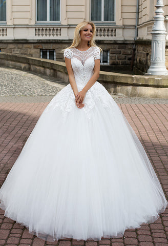 Lace tulle short sleeve rhinestone princess ball gown lace A-Line wedding dress..