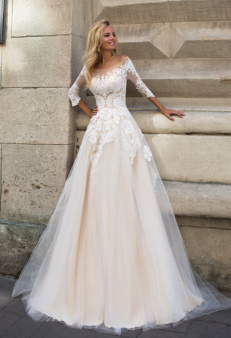 Lace tulle long slevee white ivory princess ball gow lace A-Line wedding dress..