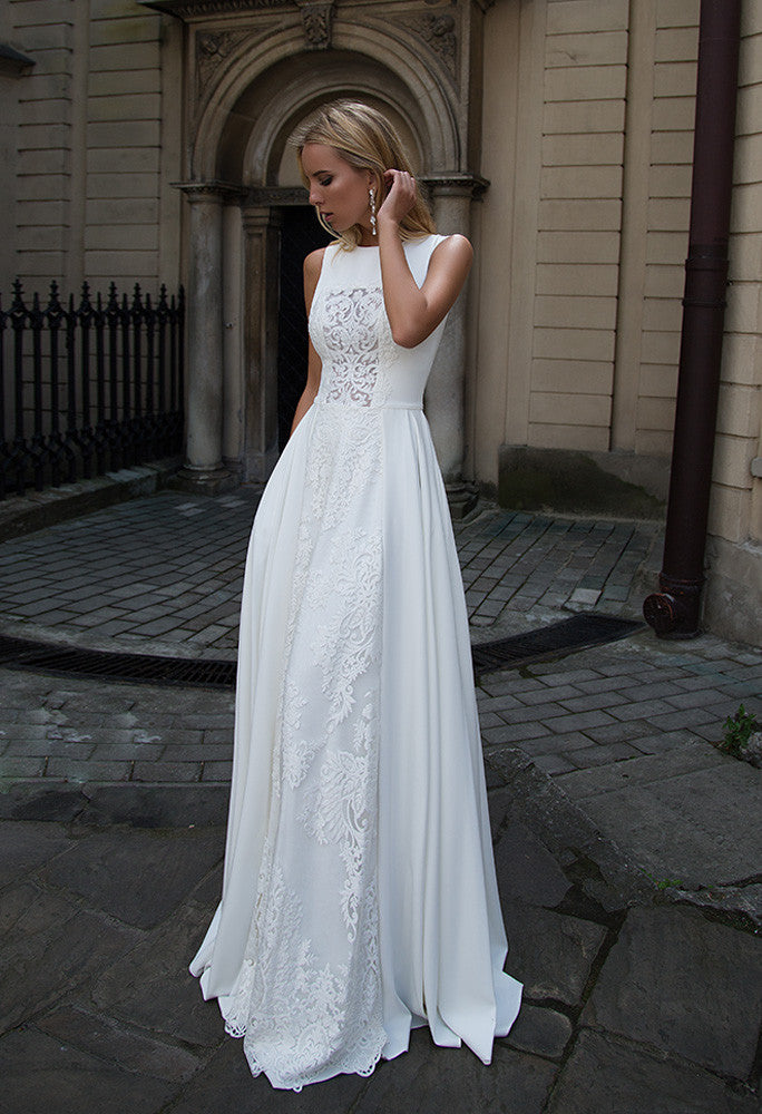 Lace princess ball gown lace A-Line wedding dress..