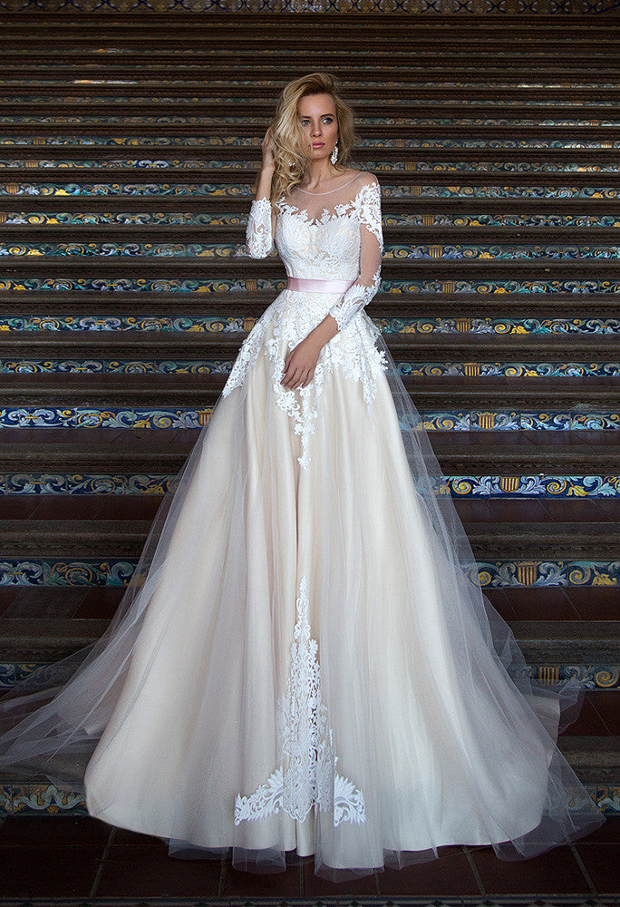 Lace tulle long sleeve princess ball gown lace A-Line wedding dress..