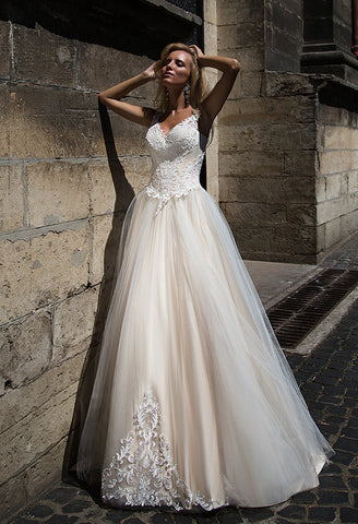 Lace A-LINE BALL GOWN Wedding Dress